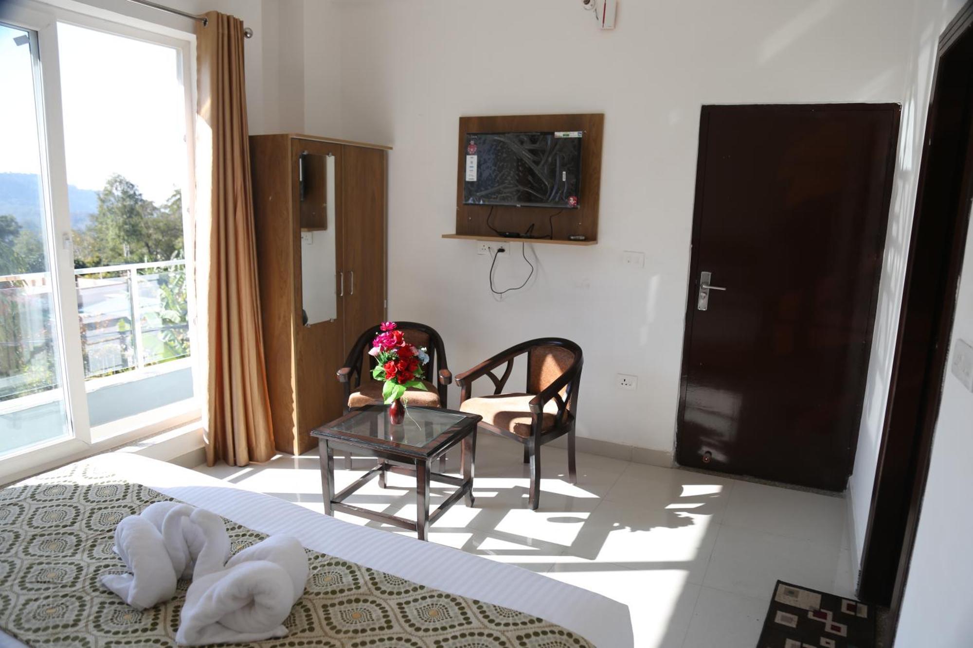 Hotel Yog Tapovan- Rafting Available Rishikesh Bagian luar foto
