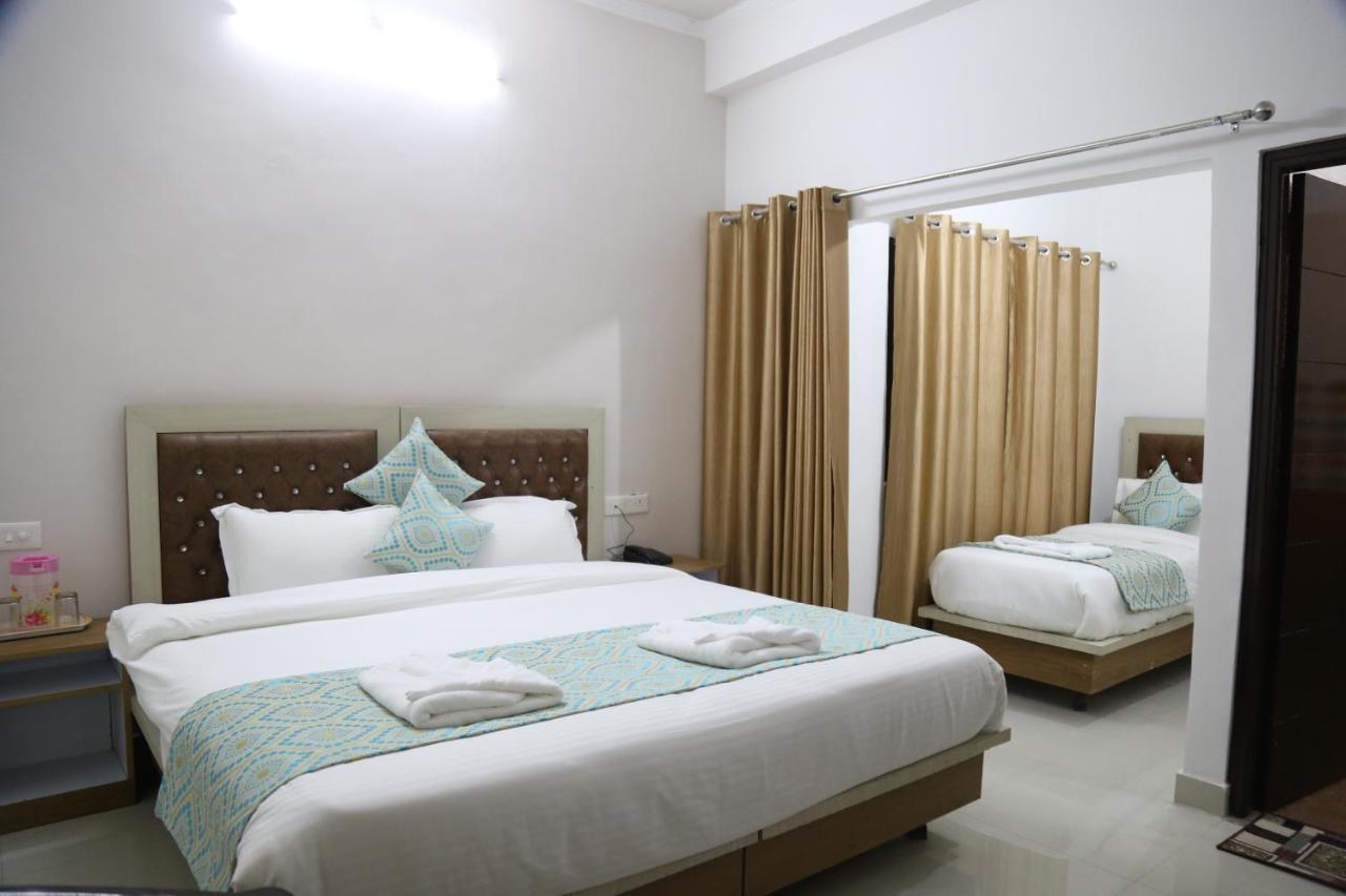 Hotel Yog Tapovan- Rafting Available Rishikesh Bagian luar foto