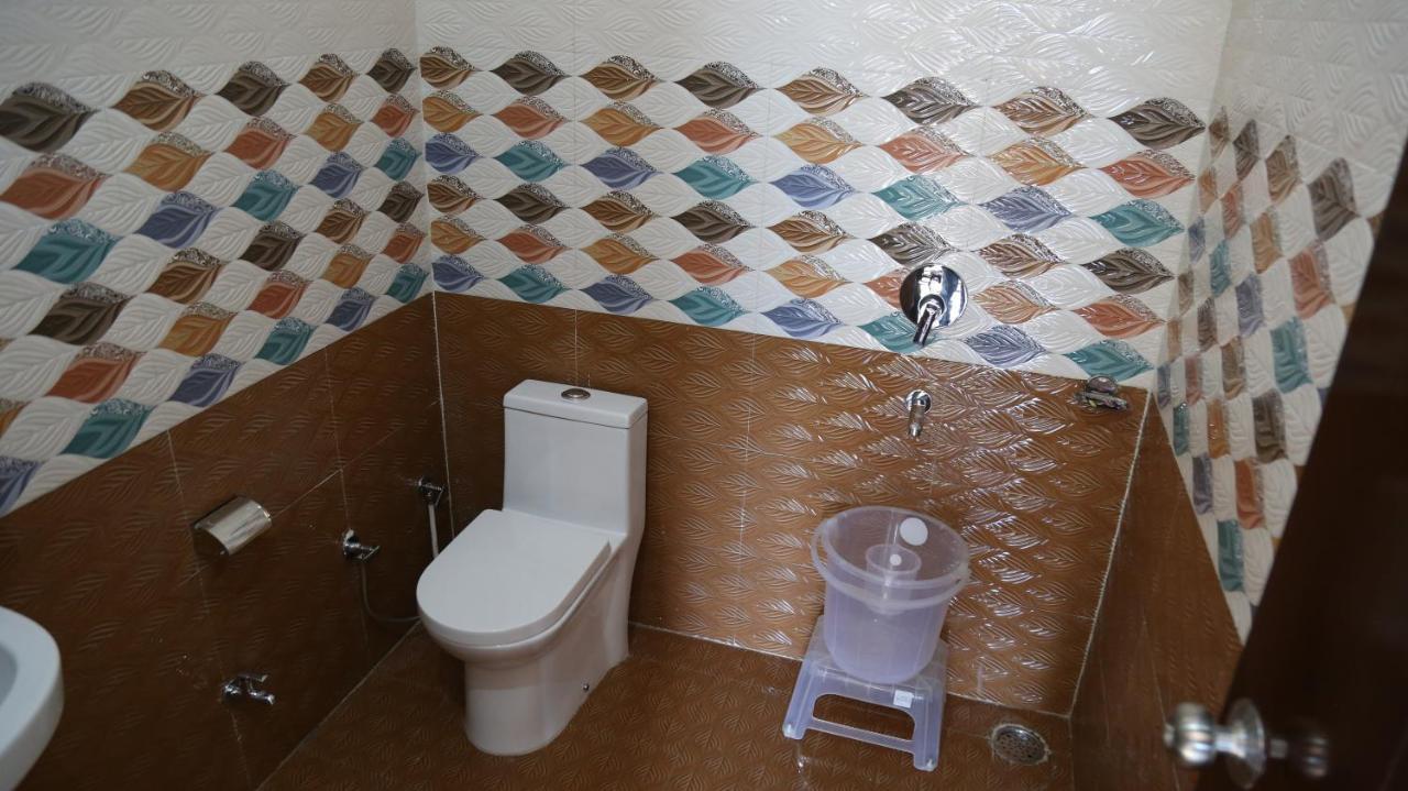Hotel Yog Tapovan- Rafting Available Rishikesh Bagian luar foto